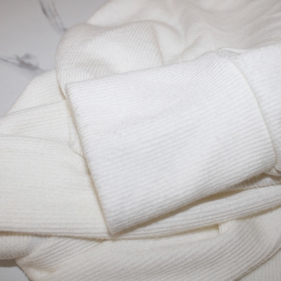 GIANNI BINI Light Sweater Dress - Picture 4 of 6